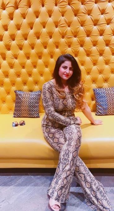  call girls service in Bandra